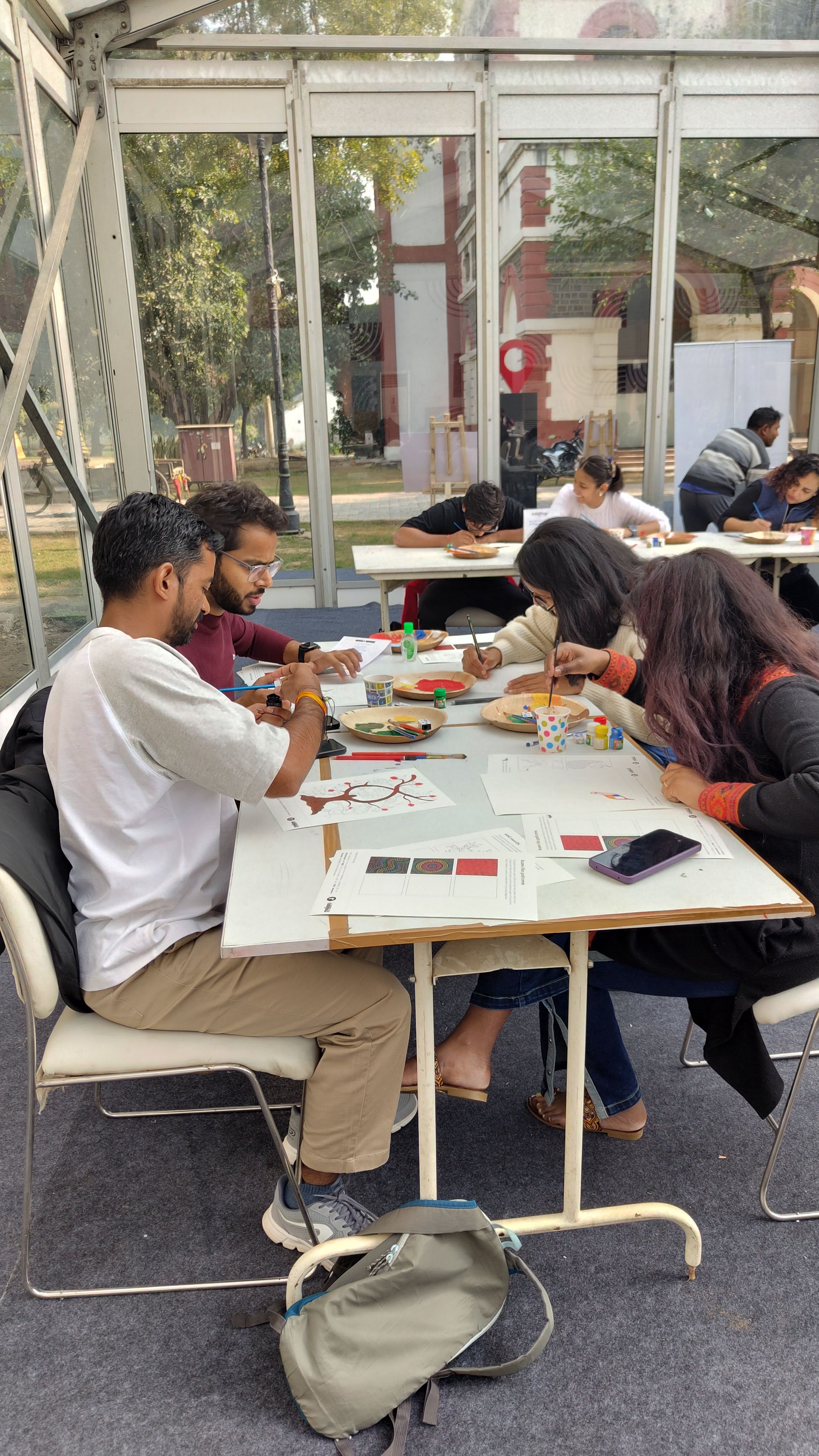 Family-inclusive art day