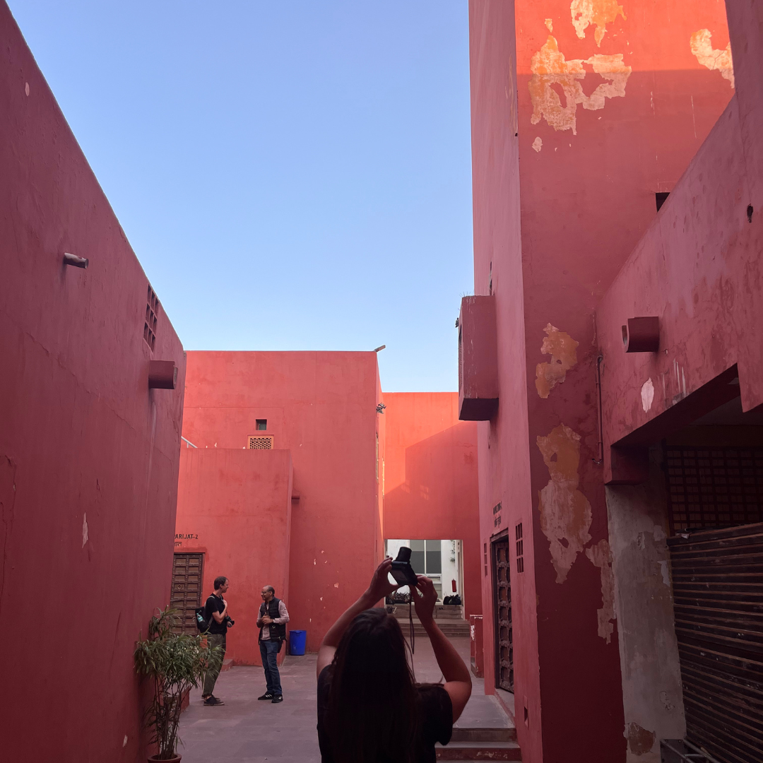 Minimalist Photography Experience