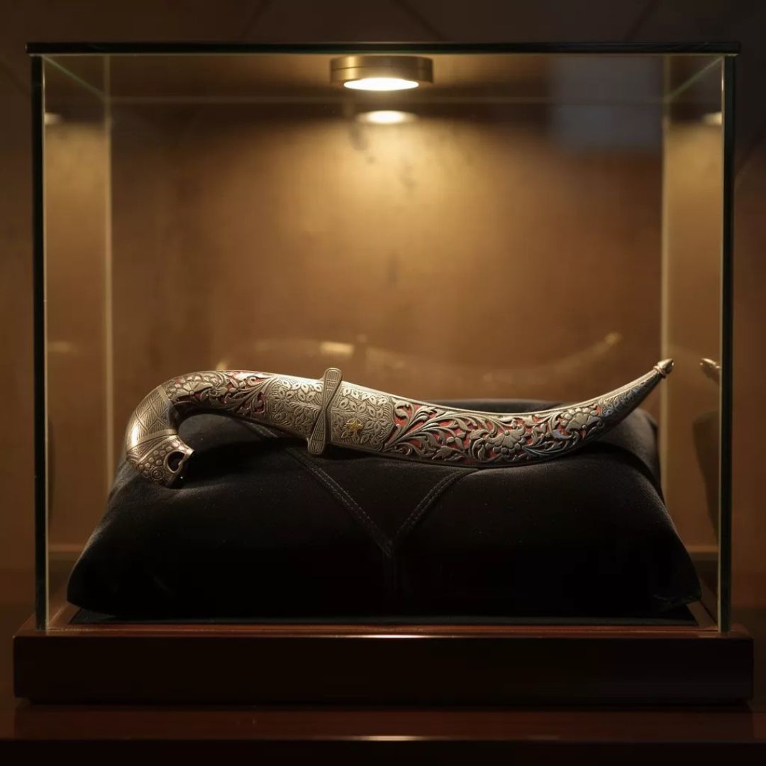 Calligraphy Koftgari Dagger with Handcrafted Metal Inlay Art