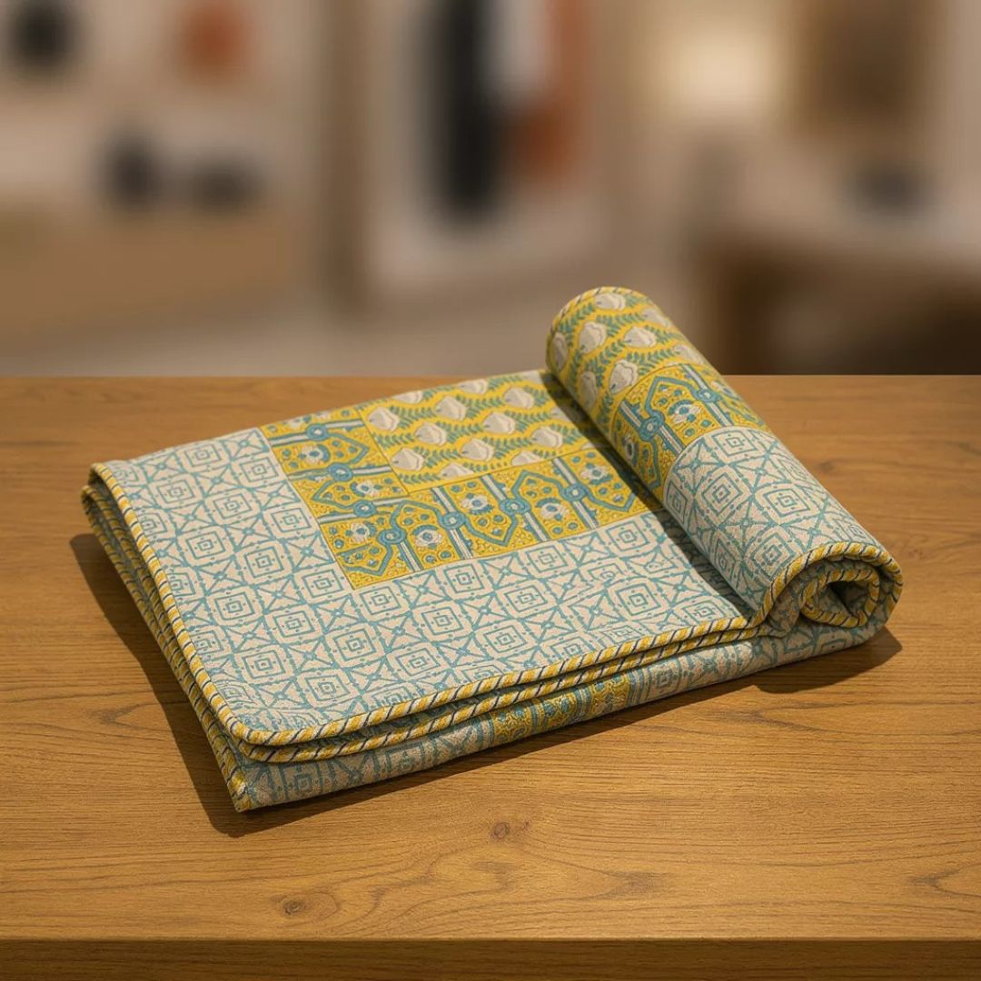 Single Double-Sided Block Printed AC Quilt in Blue Green Pattern