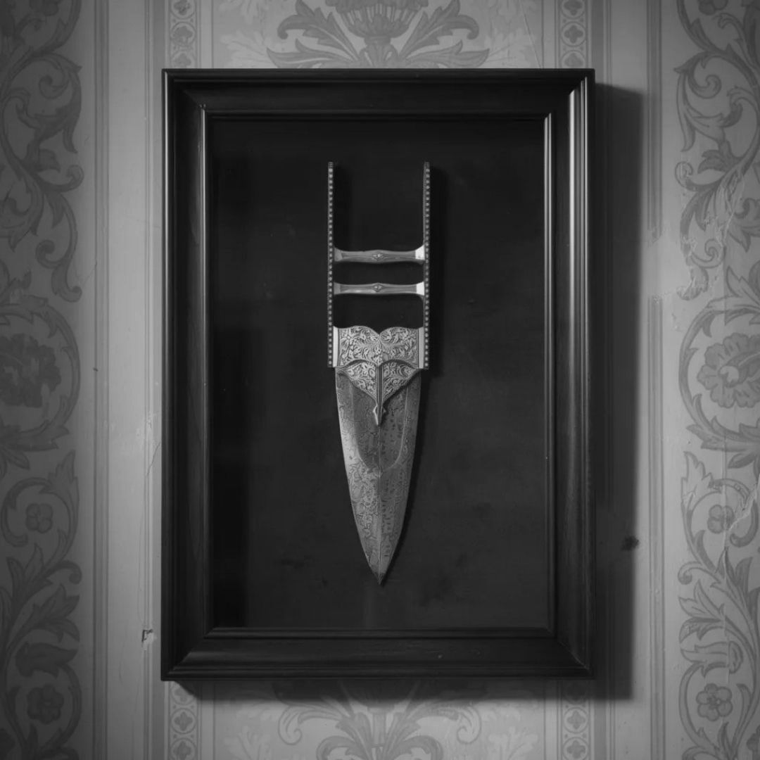 Tiger Knife Koftgari Art with Handcrafted Metal Inlay Detailing