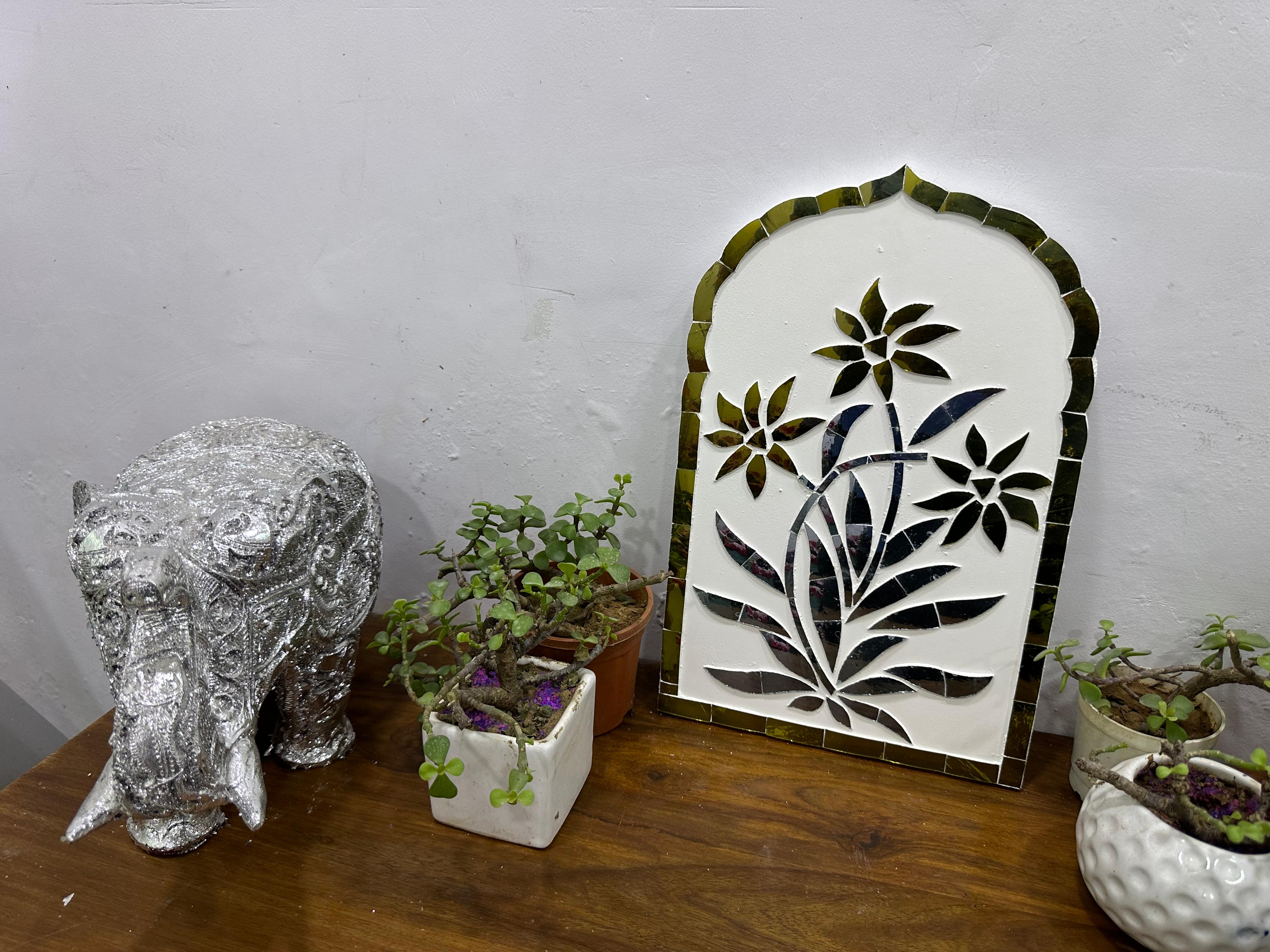 Thikri glass work panel