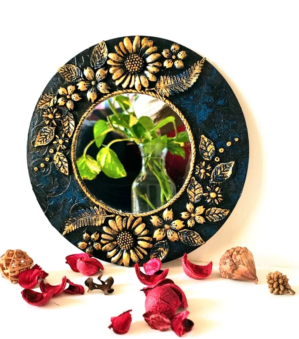 Wall Decor With Centre Mirror and Clay Detailing