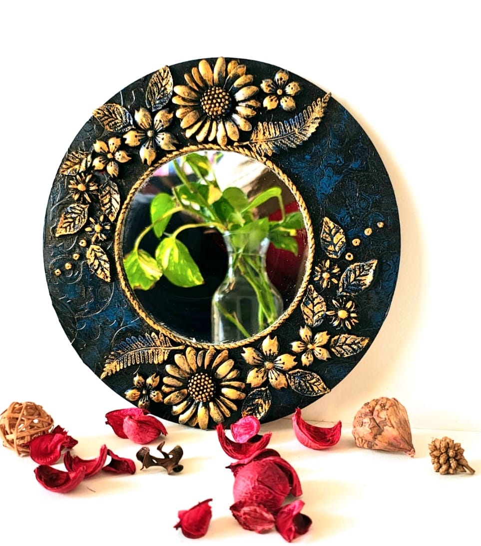 Wall Decor With Centre Mirror and Clay Detailing